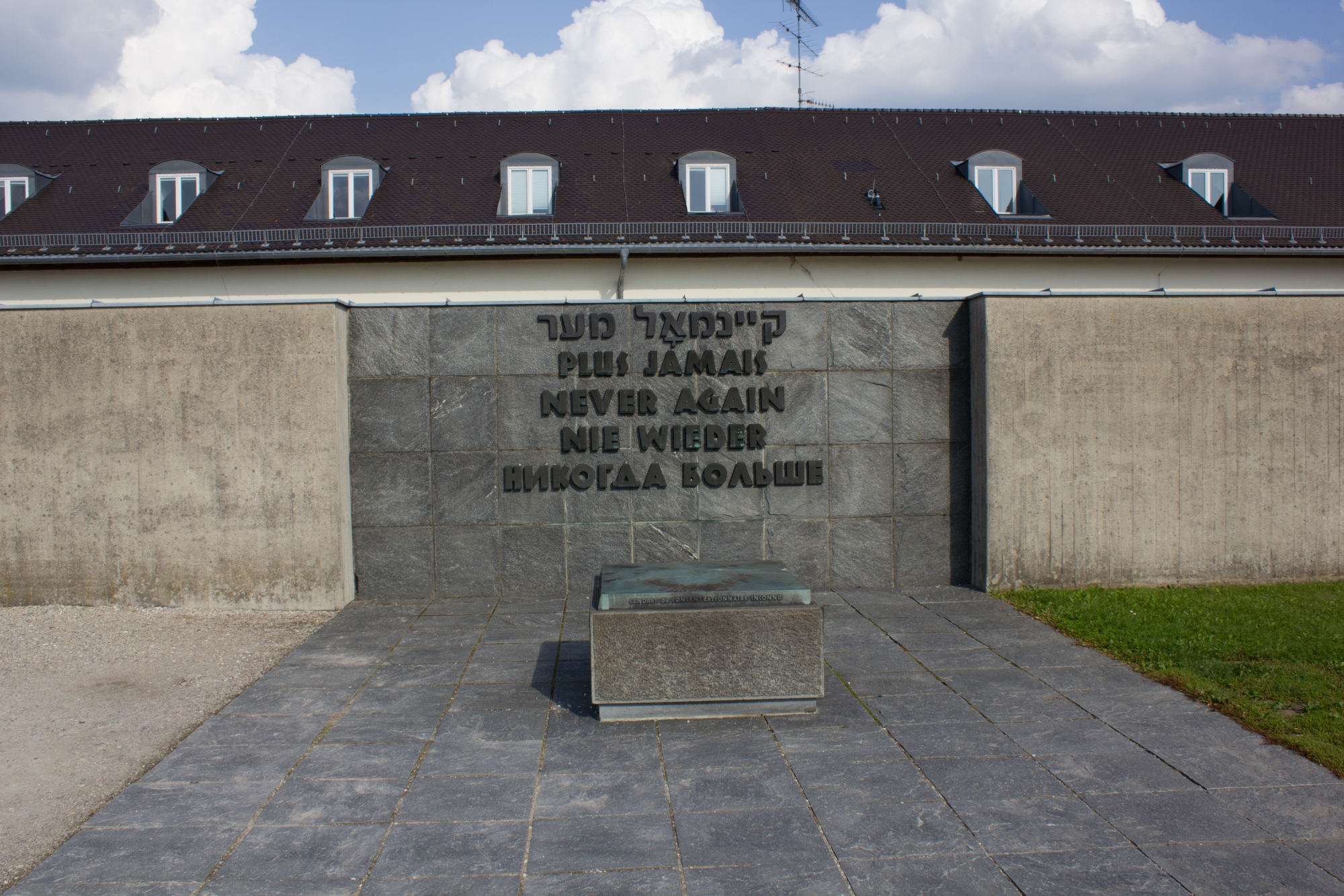 Dachau (DE) Escort