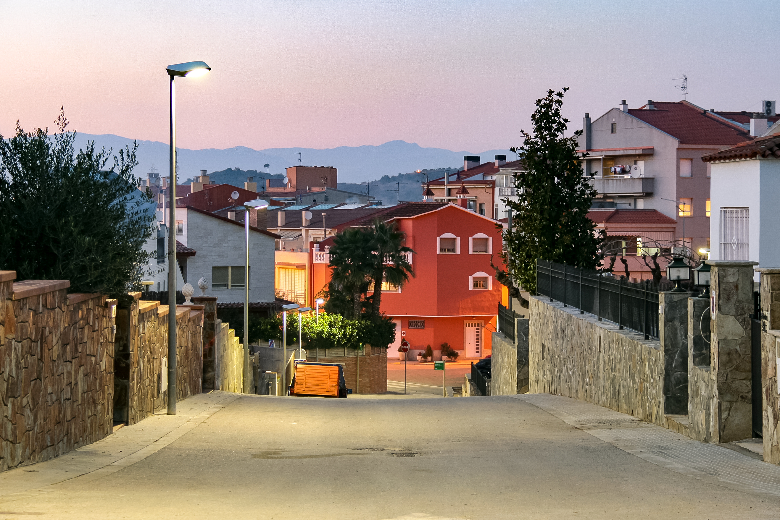 Números de teléfono de Escolta en Montornes del Valles, Cataluña