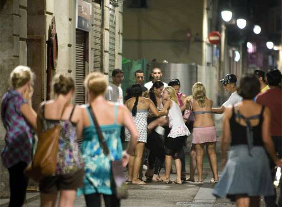 Donde  fend  a prostituta en Barcelona, España