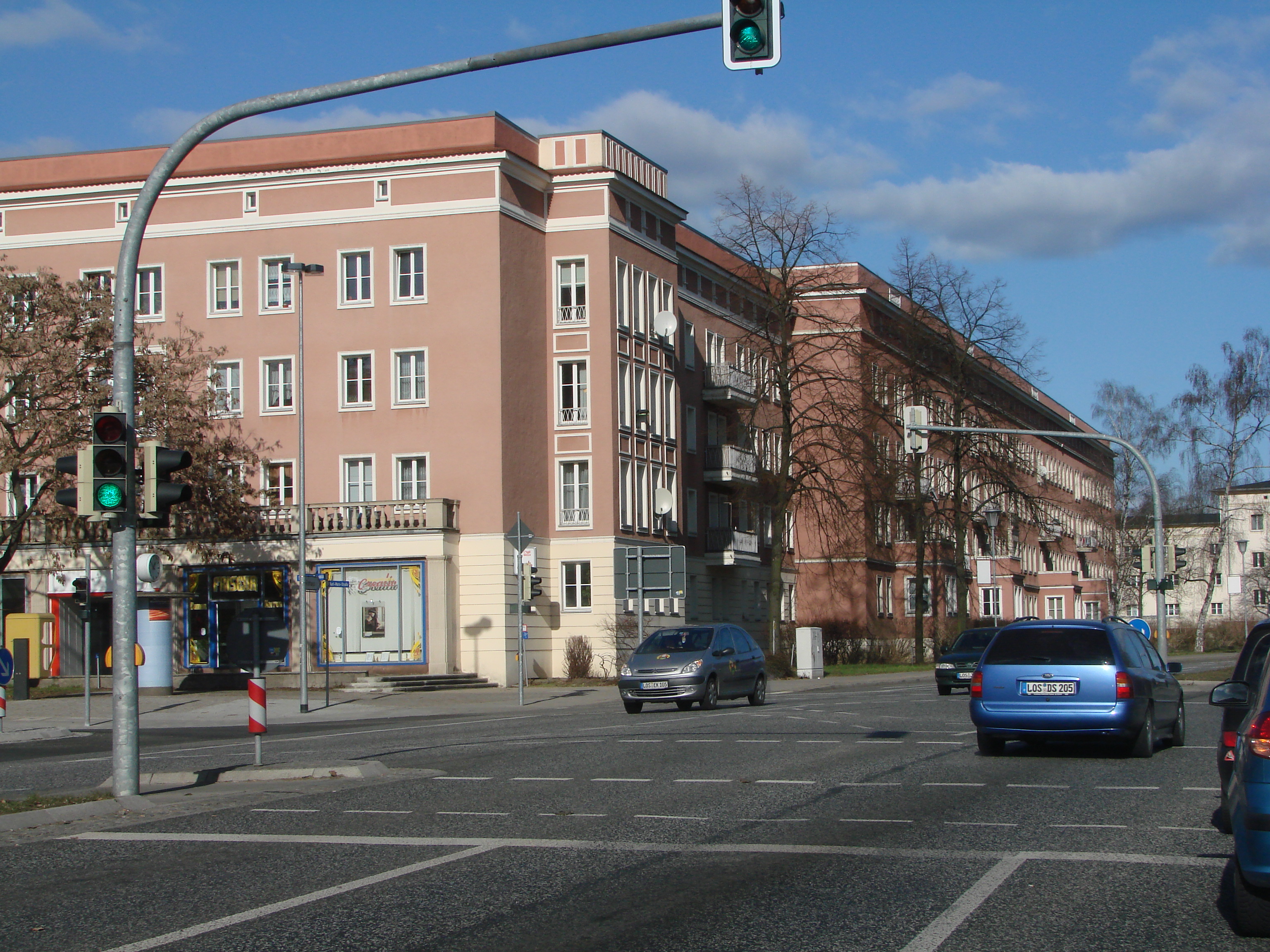 Eisenhüttenstadt, Brandenburg Escort